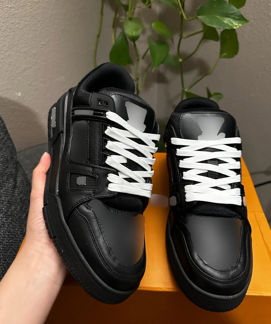 Black trainers